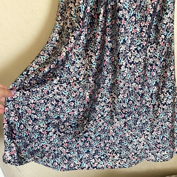 Dress - Picture 3 of 5